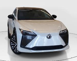 LEXUS RZ 450e Luxury AWD 2023 d'occasion - PRÊT À ÊTRE EXPÉDIÉ - Product Image 5