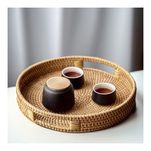 Bandejas redondas de bambú hechas a mano de Vietnam, bandeja de servicio de lujo elegante respetuosa con el medio ambiente con detalles decorativos de ratán para el café en el - Product Image 1