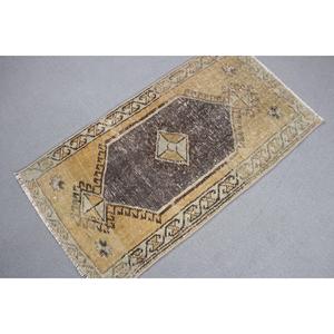Vintage Rug 1.7x3.1 ft, <b>Brown</b> Yellow Camouflage <b>Wool</b> Turkish Rug - Product Image 3