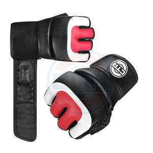 Gants de MMA en cuir personnalisables de haute qualité 8oz à demi-doigts CTR SPORTS – Nouveau style pour l'entraînement avec votre propre logo et fonction tactile - Product Image 5