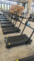Tapis de course incurvé BN à économie d'énergie et auto-alimenté, petite console pour salle de sport à domicile, centre d'entraînement premium