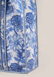 Bolso de mano con estampado floral acolchado Kantha indio tradicional, accesorio de moda personalizado informal grande a la moda - Product Image 5