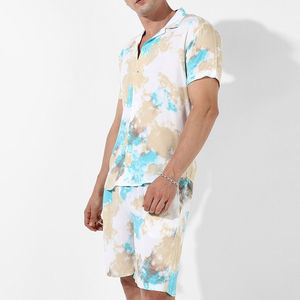 Conjunto de camiseta y pantalones cortos con cuello levantado de calidad superior de último diseño, novedad, Conjunto de camiseta y pantalones cortos con logotipo impreso personalizado para hombre - Product Image 1
