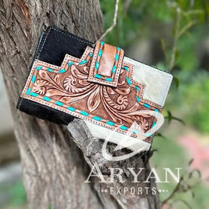 Cartera de cuero con pelo en piel oculta, cartera tallada a mano occidental, tarjetas de cuero talladas con herramientas Vintage, regalos de billetera en efectivo - Product Image 1