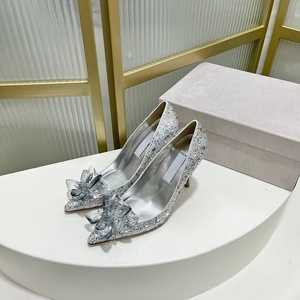 รองเท้าเจ้าสาวคริสตัลเพชรสำหรับผู้หญิง รองเท้าส้นเข็มดีไซน์เนอร์ประดับเพชร รองเท้าสำหรับงานเลี้ยงเจ้าสาว - Product Image 4