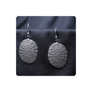 Boucles d'oreilles en argent sterling 925 personnalisées OEM ODM 2.5x1.5 cm Boucles d'oreilles de bijoux de mode certifiées faites à la main du vendeur et du fournisseur indien - Product Image 2