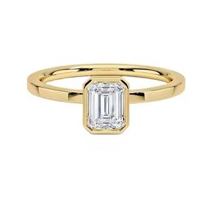 Bijoux de mariage Bague de fiançailles Bague solitaire en argent sterling 925 Bague en diamant Moissanite couleur VVS certifiée Gra taille émeraude - Product Image 1