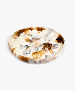 Plateau rond en résine pour servir le fromage, plat plat marbré brun caramel, plateau à dessert, plateau à collation fait à la main, vaisselle de cuisine - Product Image 2