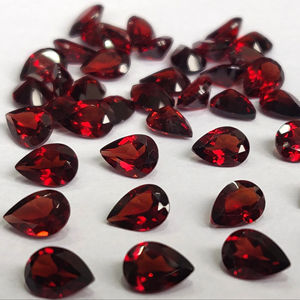 ลูกแพร์โกเมนสีแดงธรรมชาติตัด7X10mm เหลี่ยมเพชรพลอย-หลวมโกเมนคุณภาพสูง - Product Image 1