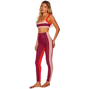 Ensemble de yoga pour femmes de haute qualité, confortable, motif uni, respirant, logo personnalisé, étiquette privée sur le devant, fitness, sans couture, vente en gros - Product Image 2