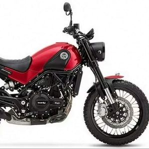 VENTA RÁPIDA 2026 Motocicleta BENELLI Leoncino 500 CRUISER - Product Image 1