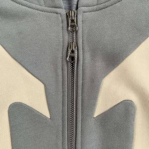 Sudadera con Capucha Personalizada con Logotipo, Estilo Urbano Invernal, Diseño con Pedrería Brillante y Cristal para Hombre y Mujer, 100% Algodón Felpa - Product Image 2