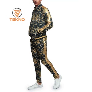 Chándal de sublimación para hombre diseñado con colores brillantes de poliéster premium y ajuste relajado perfecto para deportes o entrenamiento de gimnasio - Product Image 4