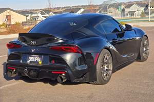 Toyota Supra A91 Edition 1 2021 d'occasion en parfait état, 1 000 exemplaires, 6 cylindres atmosphériques, conduite à gauche, intérieur en tissu, jantes R21, faible kilométrage - Product Image 3