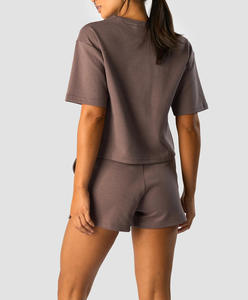 Ensemble de détente pour femmes, vente en gros personnalisée, best-seller, t-shirt ample et short à taille élastique pour femmes - Product Image 3