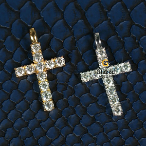 Pendentif Croix de Jésus Unique en Argent Sterling 925 et Diamants Ronds Brillants de Laboratoire de Style Hip Hop - Product Image 4