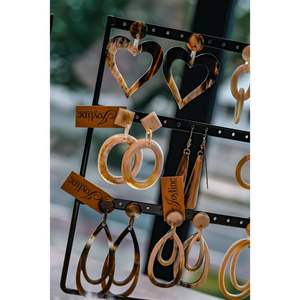 BUFFALO NATUREL FAIT À LA MAIN Antique À La Mode Boucle D'oreille en Corne de Buffalo pour Meilleure Vente Bijoux Femmes Design Moderne Boucle D'oreille en Corne pour - Product Image 4