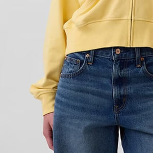 <b>Women</b> Lounge Ready <b>Fleece</b> Hooded <b>Top</b> With Zip Up Closure And Ribbed Hem <b>For</b> Winter Trendy Streetwear Design With Logo And Pocket - Product Image 3