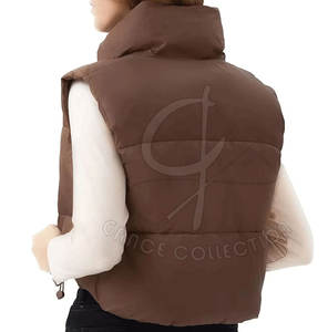 Gilet rembourré à capuche élégant pour l'extérieur Gilet de style décontracté à fermeture éclair et col montant de couleur personnalisée fabriqué au Pakistan - Product Image 2