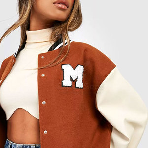 Veste Letterman élégante conçue pour la mode de rue quotidienne Veste Letterman confortable avec un design de contraste élégant - Product Image 5