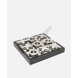 Jeu de Tic Tac Toe décoratif de qualité supérieure en métal pour jeux d'intérieur, idées cadeaux pour les enfants, anniversaire, fête des enfants, vente chaude - Product Image 1