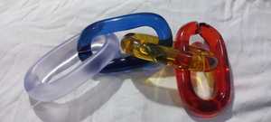 Acentos de pared personalizados, cadena enlazada hecha a mano, decoración del hogar, artículo de resina, decoración de habitación, cadena acrílica más adorable con venta completa - Product Image 3