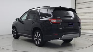 Hond a Pilot Elite AWD 2024 d'occasion en excellent état - Product Image 2