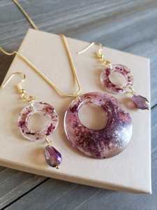 Boucles d'oreilles pendantes tendance en résine faites à la main pour femmes, légères et colorées, bijoux fantaisie, fournisseur en gros - Product Image 4