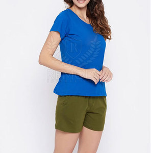 Conjunto de manga corta con logotipo personalizable Conjunto corto deportivo estampado para mujer 2025 Venta al por mayor 100% Conjunto corto de algodón para mujer - Product Image 3