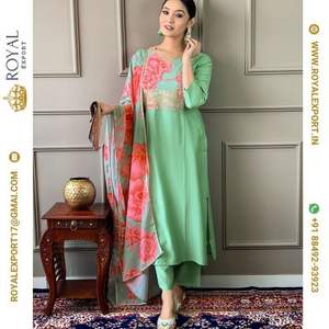 Top Most Selling Designer à la mode coton imprimé Kurti haute qualité broderie cou Kurti ensemble au prix le plus bas - Product Image 1