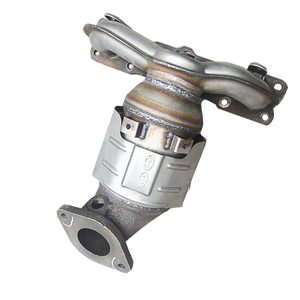 Convertidor catalítico de escape de tubos de escape de coche de suministro mundial de fábrica con colector para Kia Sorento 2.4L - Product Image 3