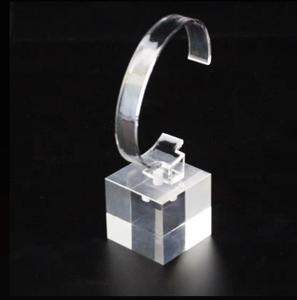 Elegante soporte de acrílico transparente para relojes, perfecto para colecciones personales y minoristas - Product Image 3