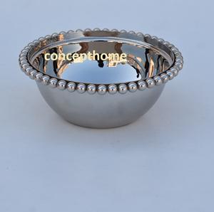 Frutero Clásico de Acero Inoxidable Hecho a Mano, Apto para Microondas y Duradero, para Comer en Casa y Decoración - Product Image 1