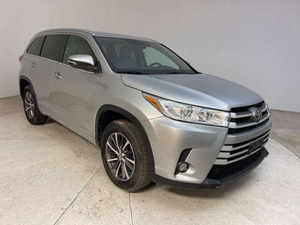 Acura TLX V6 2018 Usado, Sedán de 4 Puertas, Volante a la Izquierda, Asientos de Cuero, Cámara Trasera, Paquete Tecnológico, Faros LED, Techo Corredizo - Product Image 3