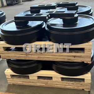Roue <span class=keywords><strong>de</strong></span> guidage avant <span class=keywords><strong>de</strong></span> qualité OEM Komatsu D575A pour pièces <span class=keywords><strong>de</strong></span> train d'atterrissage <span class=keywords><strong>de</strong></span> bulldozer minier - Product Image 6