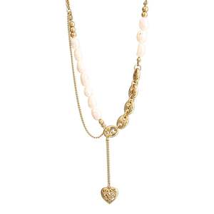 Collier en cuivre avec pendentif en perle baroque en forme de cœur Jeulia - Product Image 1