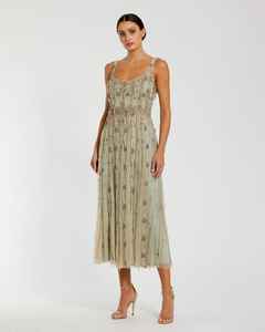 Robe de bal trapèze faite à la main, robe de soirée perlée avec technique de broderie, en tulle, motif uni pour les fêtes - Product Image 3