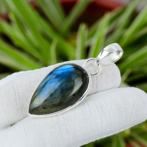 925 Sterling Silver Classic Pendant with Labradorite Gemstone Elegant Fine Pendants & <b>Charms</b> for Party Gifts - Product Image 3