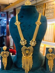 Ensemble de bijoux de mode vintage turcs en cuivre plaqué or 24 carats - Product Image 2