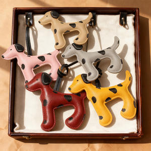 Llavero <span class=keywords><strong>de</strong></span> Lujo <span class=keywords><strong>de</strong></span> Piel Sintética con Diseño <span class=keywords><strong>de</strong></span> Cachorro, Colgante <span class=keywords><strong>de</strong></span> Bolso con Forma <span class=keywords><strong>de</strong></span> Perro <span class=keywords><strong>de</strong></span> Dibujos Animados para Accesorios <span class=keywords><strong>de</strong></span> Ropa - Accesorio Miu - Product Image 1
