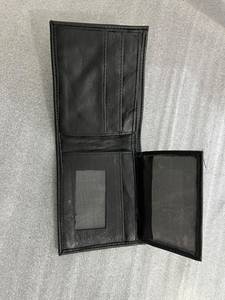 Portefeuille homme en cuir véritable noir fait main - Porte-monnaie court entièrement embossé style pharaonique égyptien - Product Image 2