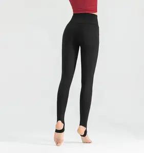 Leggings de yoga pour femmes élégants et solides avec taille mi-haute et tissu respirant pour l'entraînement physique et le confort quotidien - Product Image 2
