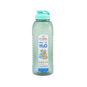 Bouteille d'eau carrée en plastique sans BPA de 1,5 L avec couvercle rabattable et bouchon à vis, corps côtelé, pour l'école, le bureau, le sport, la gym, la famille, vente en gros - Product Image 1