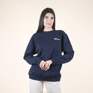 Sudadera Azul Marino de Felpa Francesa, Lista para Enviar, Corte Regular, Algodón Orgánico Sostenible, Estampado Bordado Invernal - Product Image 3