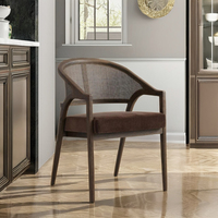 Chaise de salle à manger en teck massif moderne de haute qualité avec finition brune et coussin de siège rembourré pour la maison, l'hôtel, la restauration