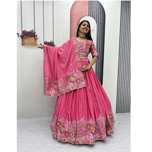Lehenga choli สูงมีเส้นด้ายและลำดับการทำงานง่ายต่อการสวมใส่เสื้อเหมาะสำหรับ Sangeet และวันแต่งงาน - Product Image 1