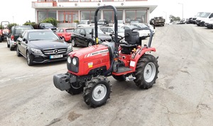 รถแทรกเตอร์ฟาร์มขนาดเล็ก Massey-Ferguson 1520 15 แรงม้า – รถแทรกเตอร์อเนกประสงค์ขับเคลื่อน 4 ล้อที่เชื่อถือได้ - Product Image 2