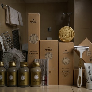 Ensemble d'articles de toilette - Product Image 2