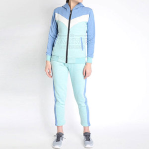 Ropa para exteriores Trajes de chándal para mujer hechos a medida Trajes de chándal para mujer de alta calidad - Product Image 1