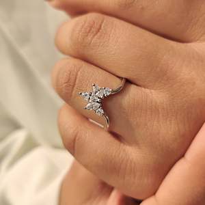 Anillo de Boda Curvo en Forma de U con Diamantes Marquise y Redondos, Elegantes Anillos de Diamantes para Bodas - Product Image 5